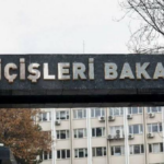 icisleri-bakanligi-tutuklanan-5-belediye-baskani-ve-vekilini-gorevden-uzaklastirdi-UARK967s